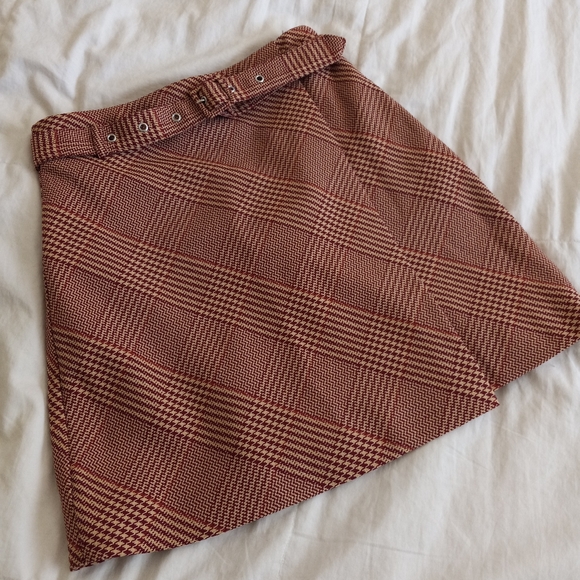 H&M high waisted belted mini skirt 2 - Picture 1 of 12